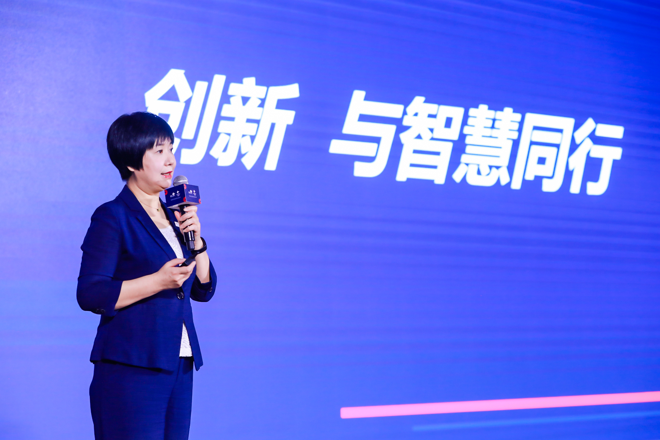3.中国联通市场部副总经理杜永红全面介绍中国联通品牌焕新.jpg 3.中国联通市场部副总经理杜永红全面介绍中国联通品牌焕新.jpg